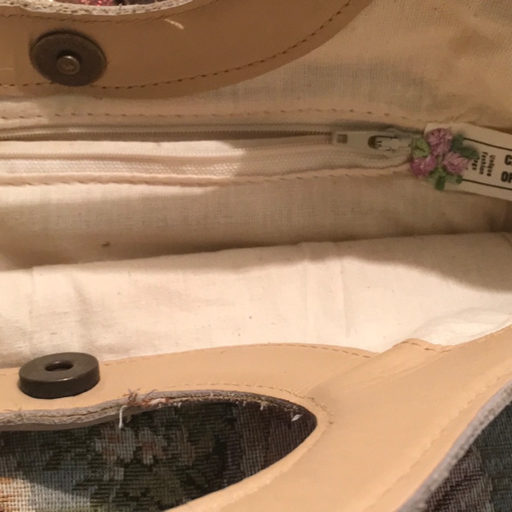 Sold Authentic Rare Carpetbag of America Genuine🔥 - Picture 4 of 5